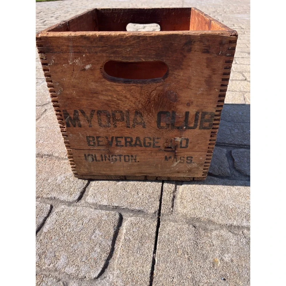 Rare Vintage Myopia Club Beverage Co Islington MA Wooden Wood Crate Box